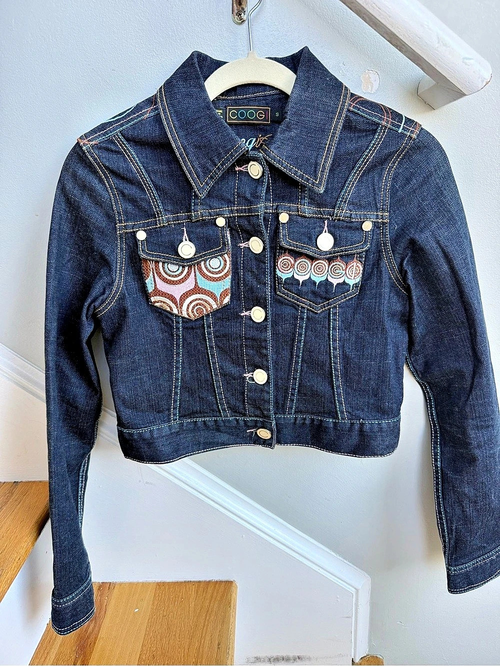 COOGI Jeans Embropped Cropped Denim Jacket Y2K Streetwear Small NWOT